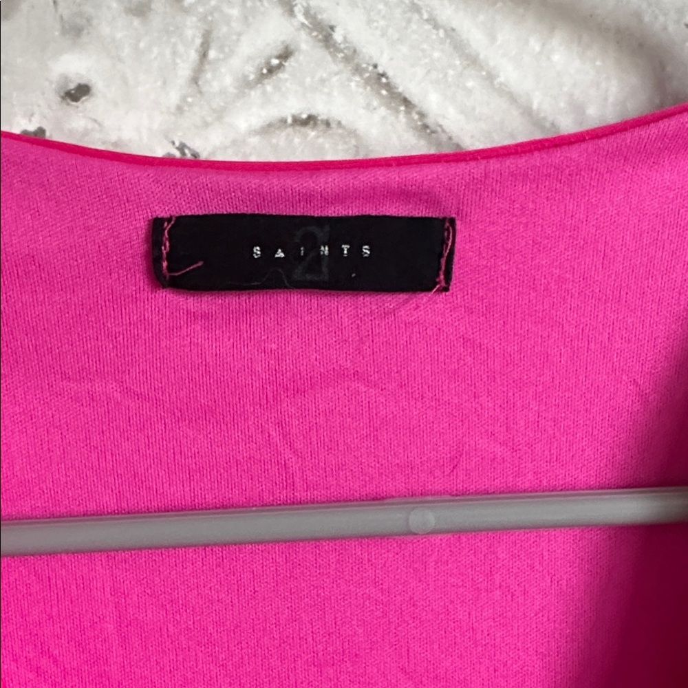 21 saints Ruched V-Neck hot pink crop - Picture 2 of 4